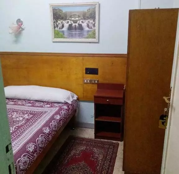 هتل San Mina