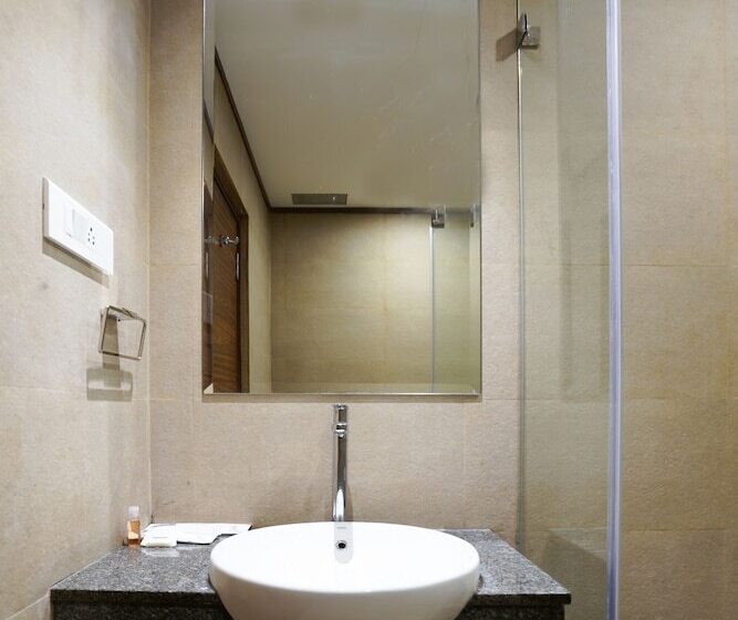 هتل The Scarlet Srirangam