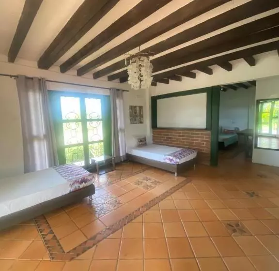 هتل Villa Juana