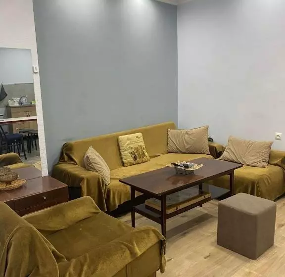 پانسیون Apartments Lezzet