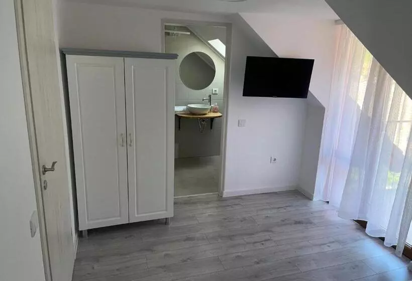 ペンション Casa Presecan