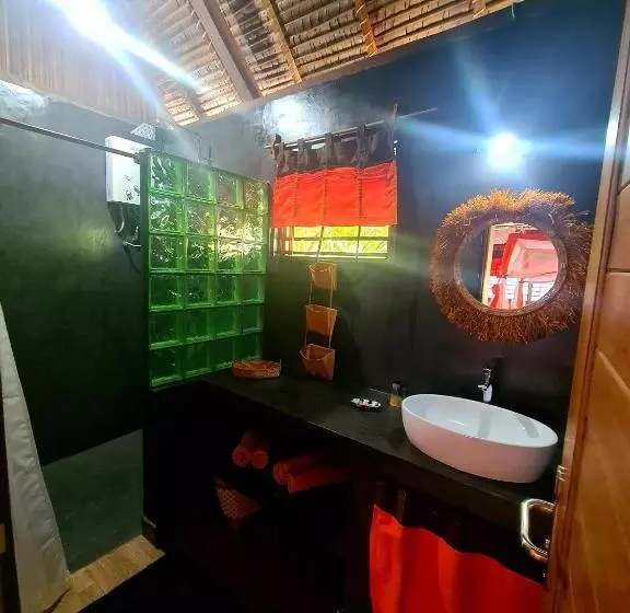 پانسیون Coconut Lodge