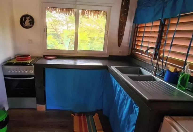 پانسیون Coconut Lodge