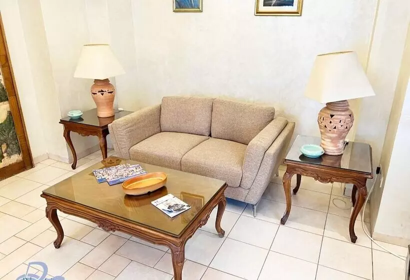 Delmon Suites