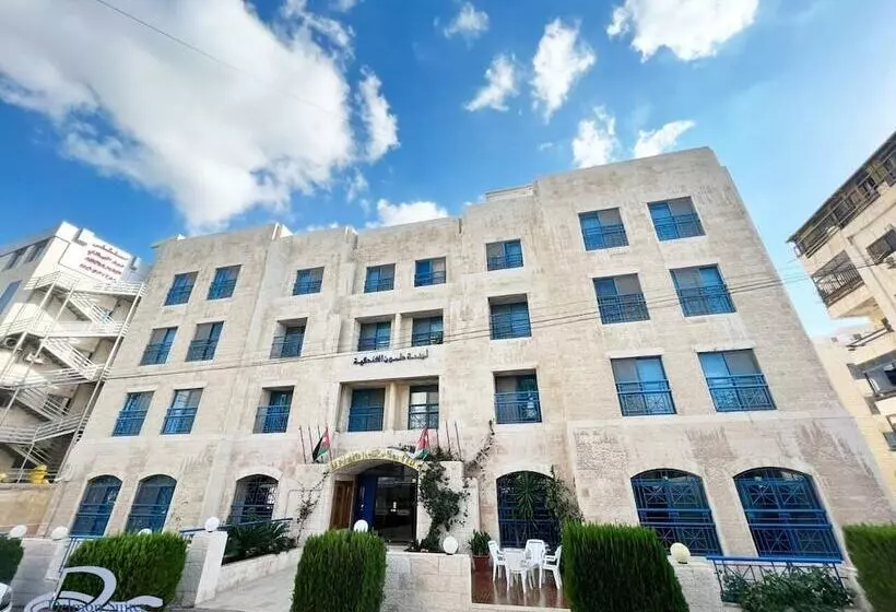 Delmon Suites