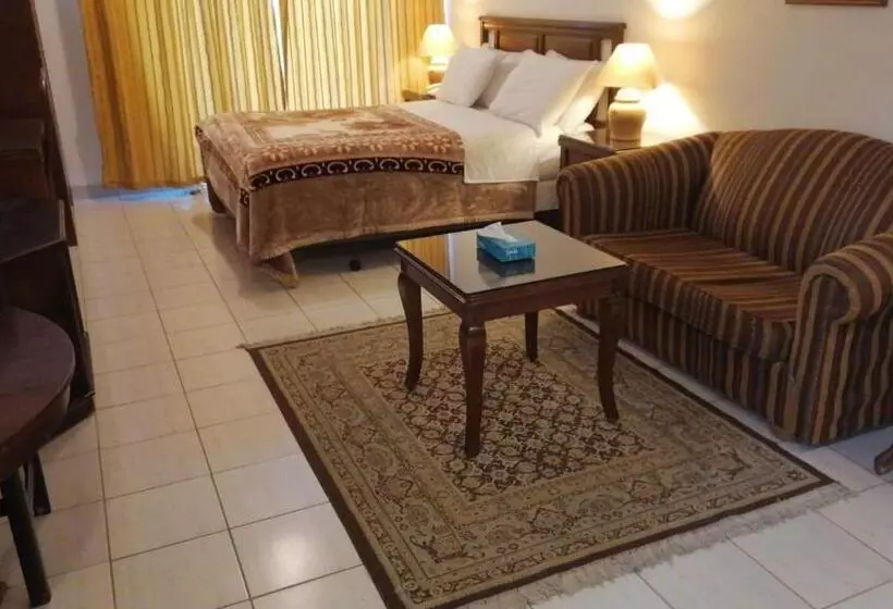Delmon Suites