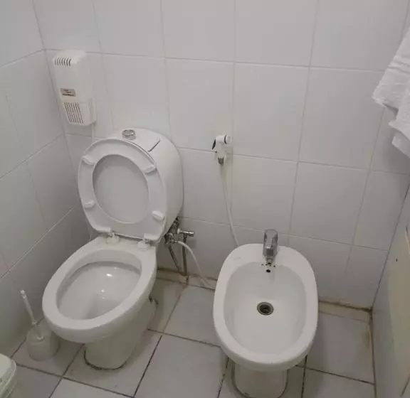 Delmon Suites