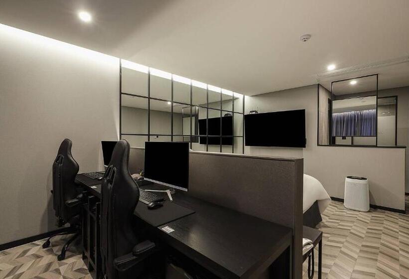 Hotel Namyangju Aone