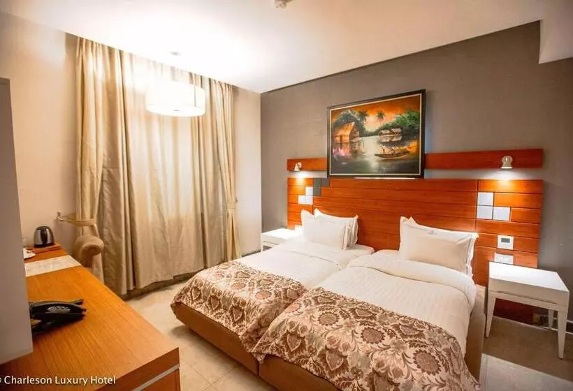 هتل Charleson Luxury