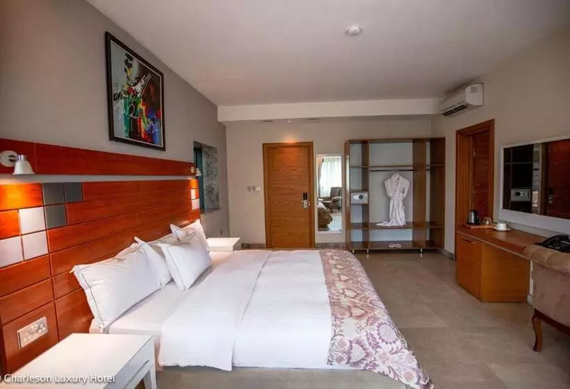 هتل Charleson Luxury