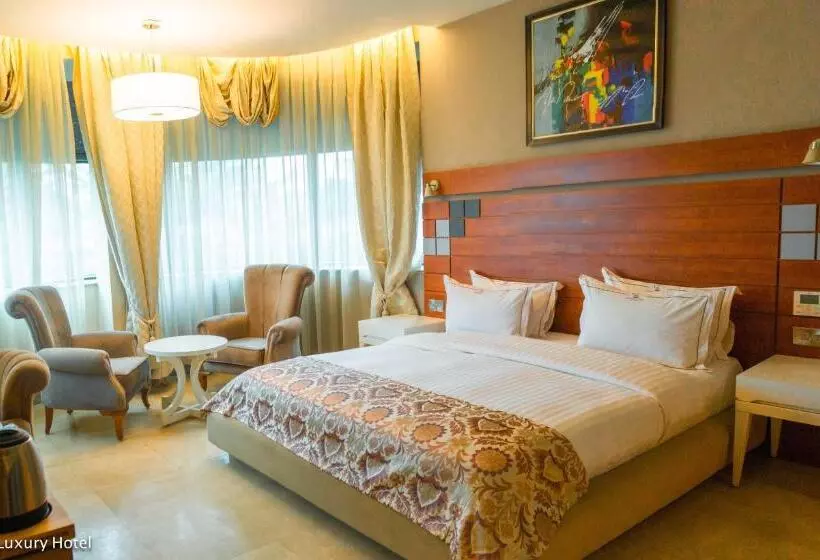 هتل Charleson Luxury