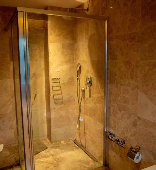 هتل Charleson Luxury