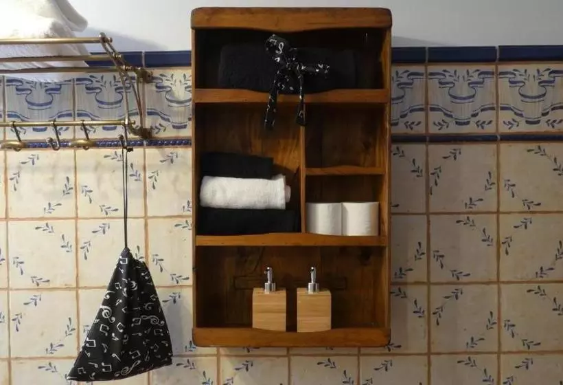 ホテル La Posada Del Isabena