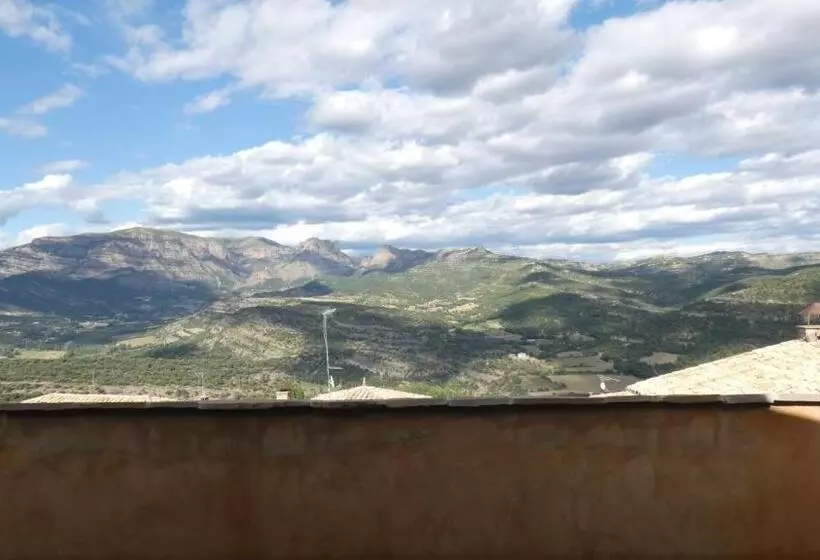 ホテル La Posada Del Isabena