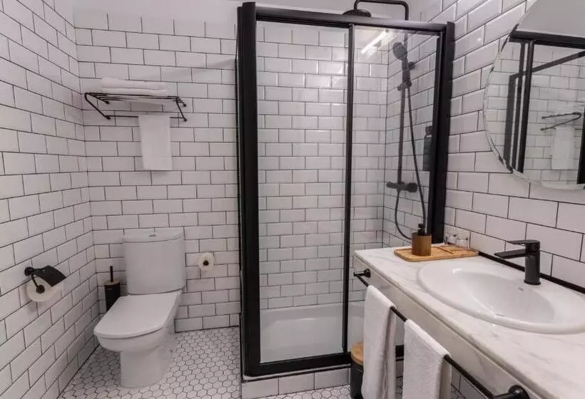 Hotelli No Mad Green