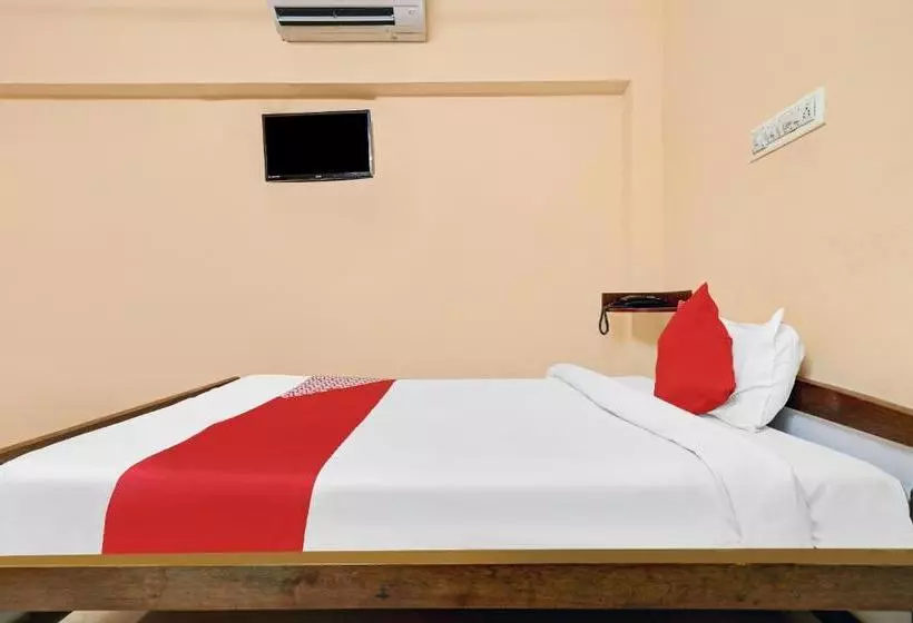 Hotel Oyo 81409  Sivajothi
