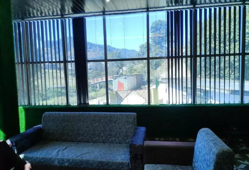 Hotelli Shresth