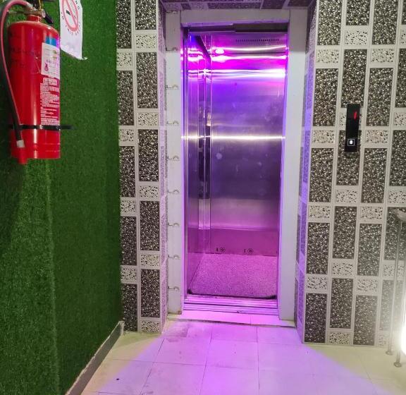 בית מלון כפרי Shresth