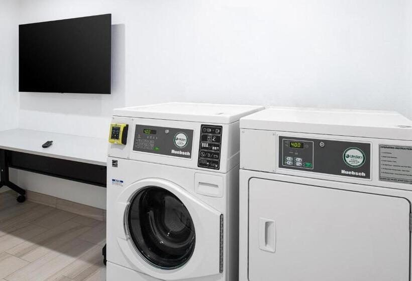 فندق Springhill Suites By Marriott Riverside Redlands