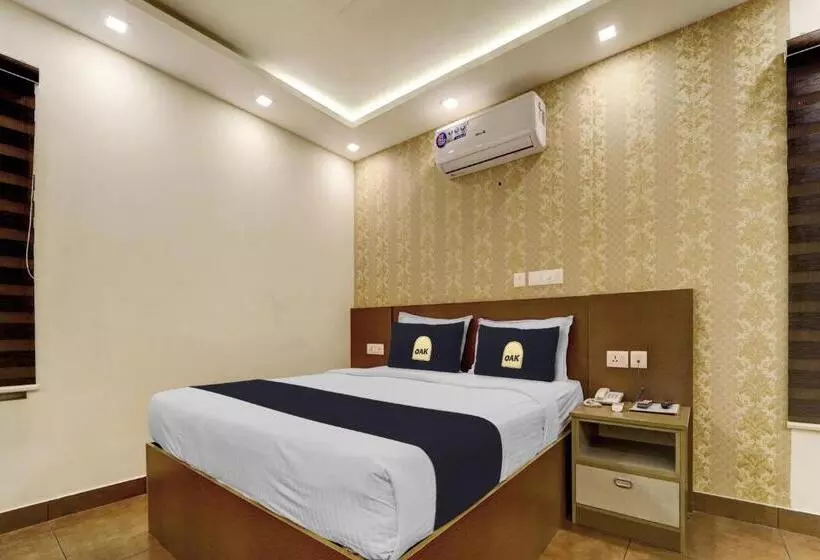 هتل Treebo Golden Terminal, Kochi Airport