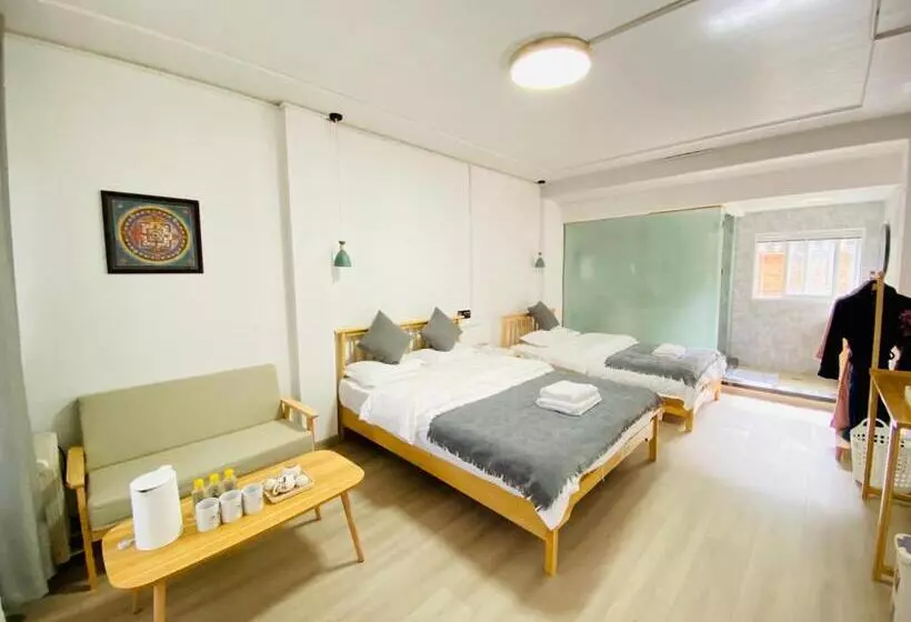 Majatalo 雪湖轻奢民宿 Snowlake Inn