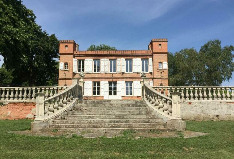 مبيت وإفطار Château Ratou