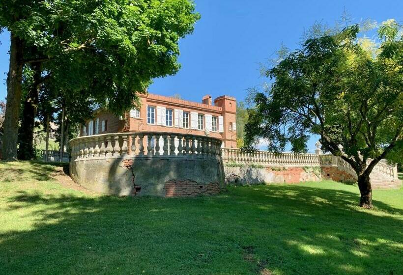 مبيت وإفطار Château Ratou