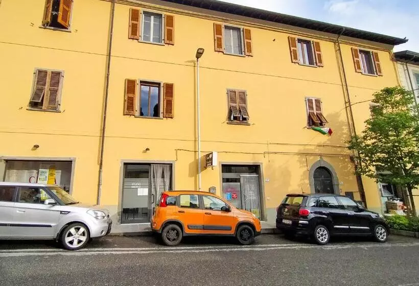 Aamiaismajoitus (B&B) La Luna Dei Medici