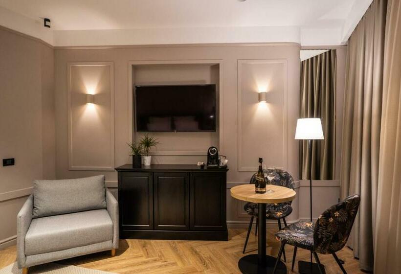 בית מלון כפרי Alnis Boutique Villa