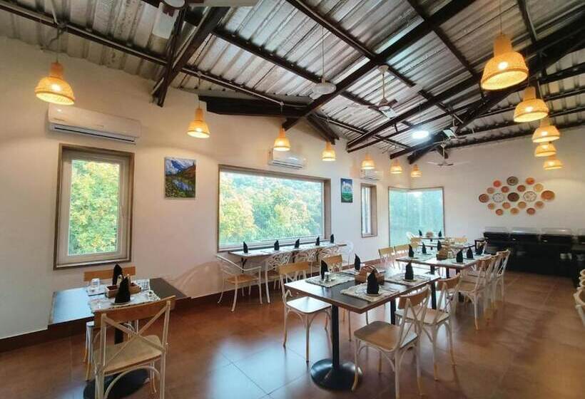 בית מלון כפרי Ataraxia Crestmont Resorts & Spa