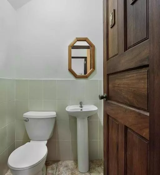 ホテル Hostel Tropical And Coworking