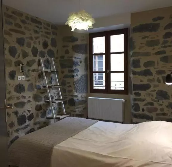 Hotelli Hôtel Restaurant Le Bardière