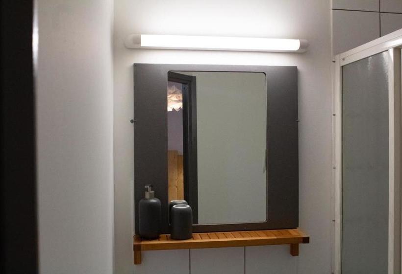 בית מלון כפרי Hôtel Restaurant Le Bardière