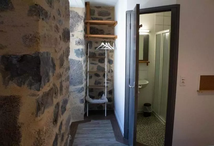 Hotelli Hôtel Restaurant Le Bardière