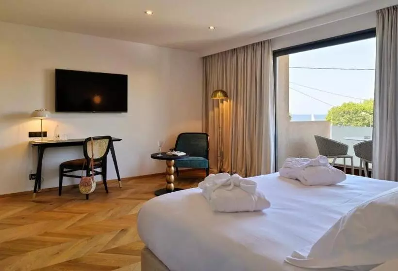 Hotelli Hôtel & Spa Rocabella