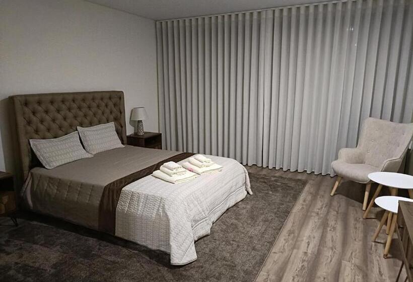 هتل Olhares Do Lobo Restaurante Lobo