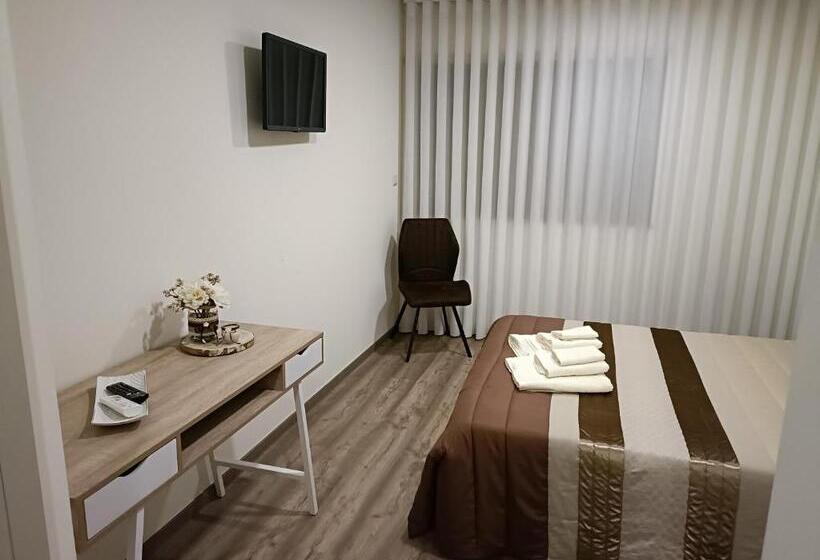 هتل Olhares Do Lobo Restaurante Lobo