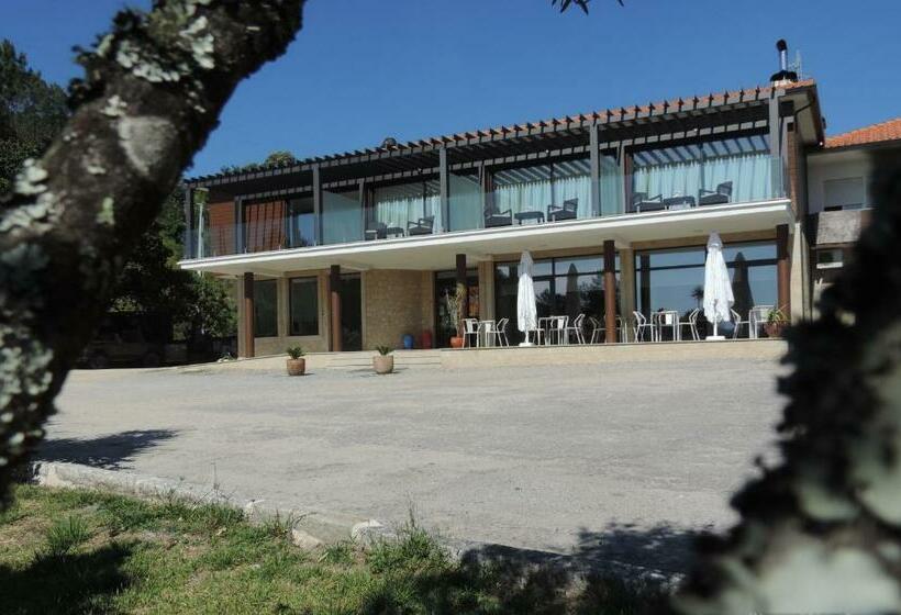 هتل Olhares Do Lobo Restaurante Lobo