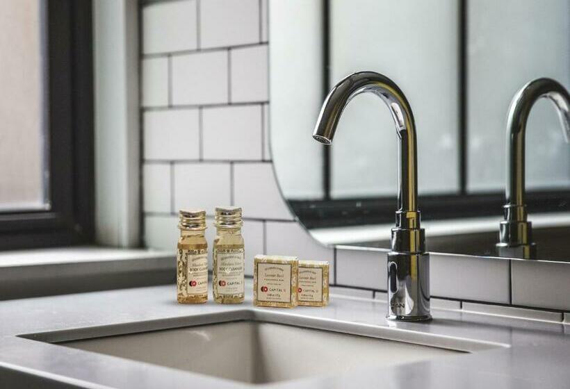 Szálloda Oyo 81323 Collection O Pooram