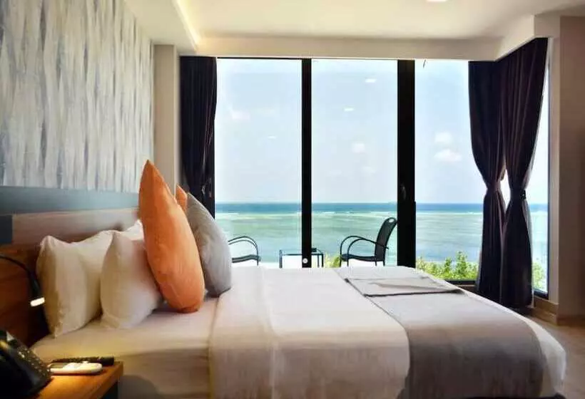 ホテル Triton Prestige Seaview And Spa