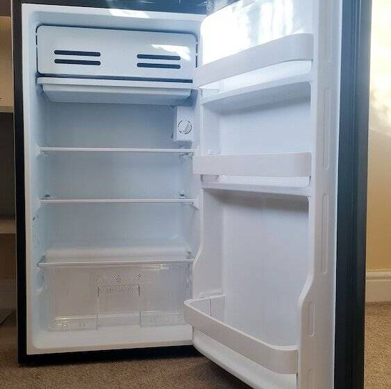 ペンション Room In Guest Room Newly Built Private Ensuite In Dudley Westmidlands