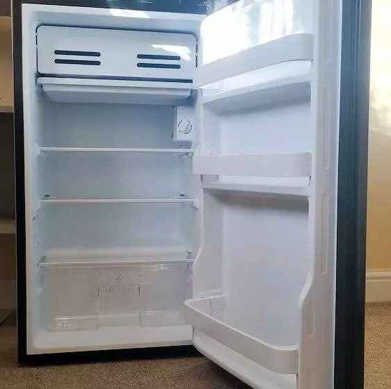 Majatalo Room In Guest Room   Newly Built Private Ensuite In Dudley Westmidlands