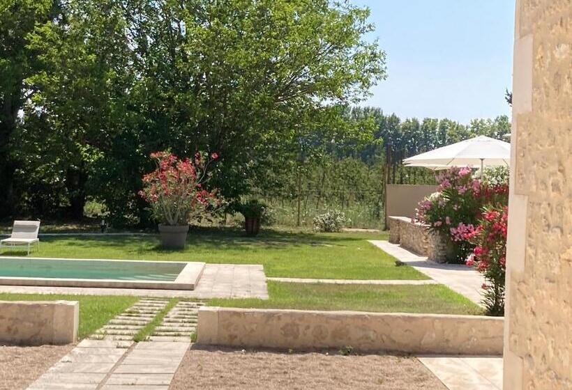 ベッドアンドブレックファースト Mas Galinette