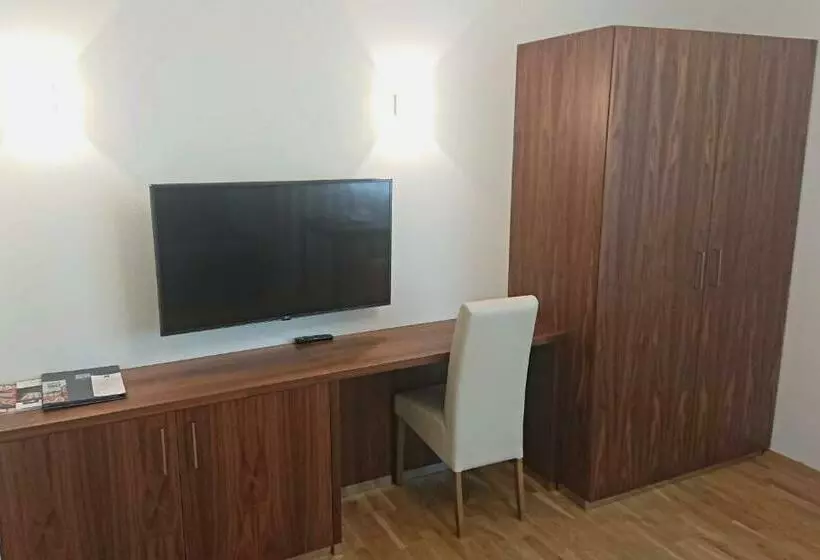 Aamiaismajoitus (B&B) Vila Eva