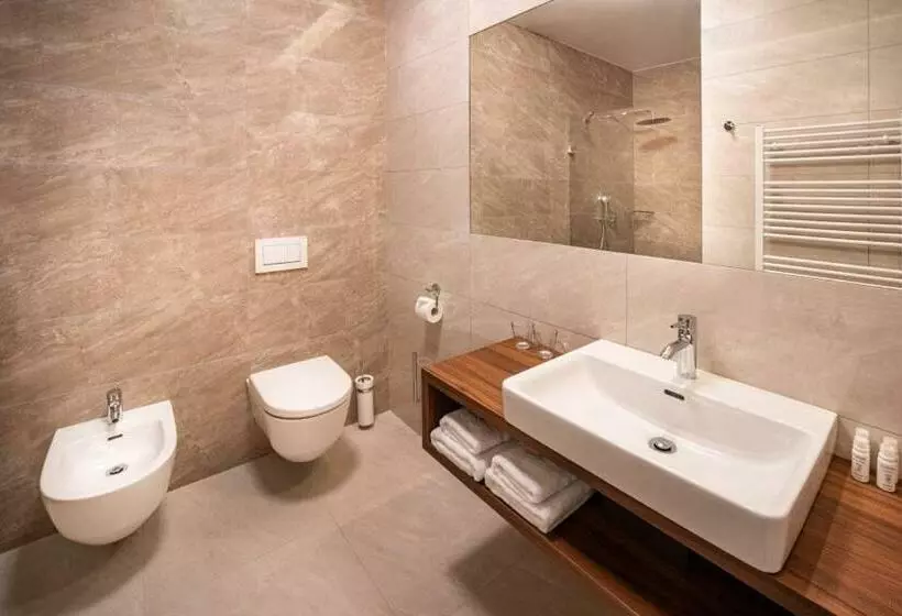 Aamiaismajoitus (B&B) Vila Eva