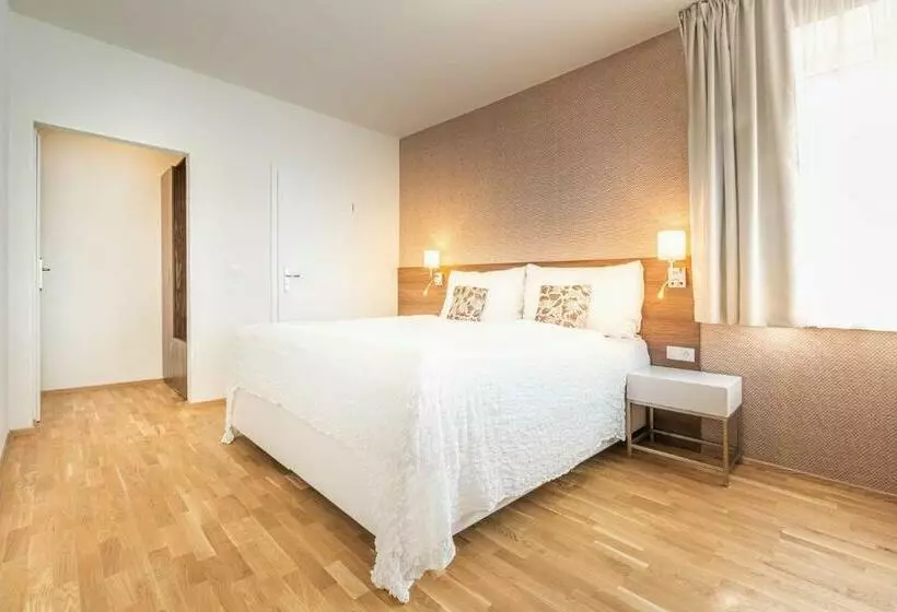 Aamiaismajoitus (B&B) Vila Eva