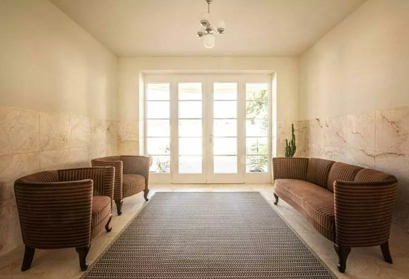 Aamiaismajoitus (B&B) Vila Eva