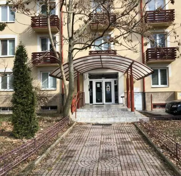 Hostel 26