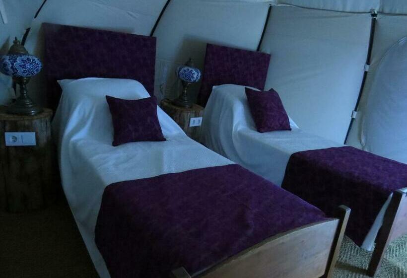 בית מלון כפרי Azure Wellness Retreat