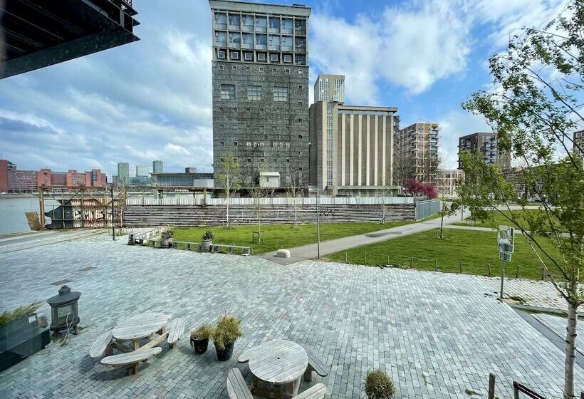 Bed, Bites & Business Hotel Rotterdam